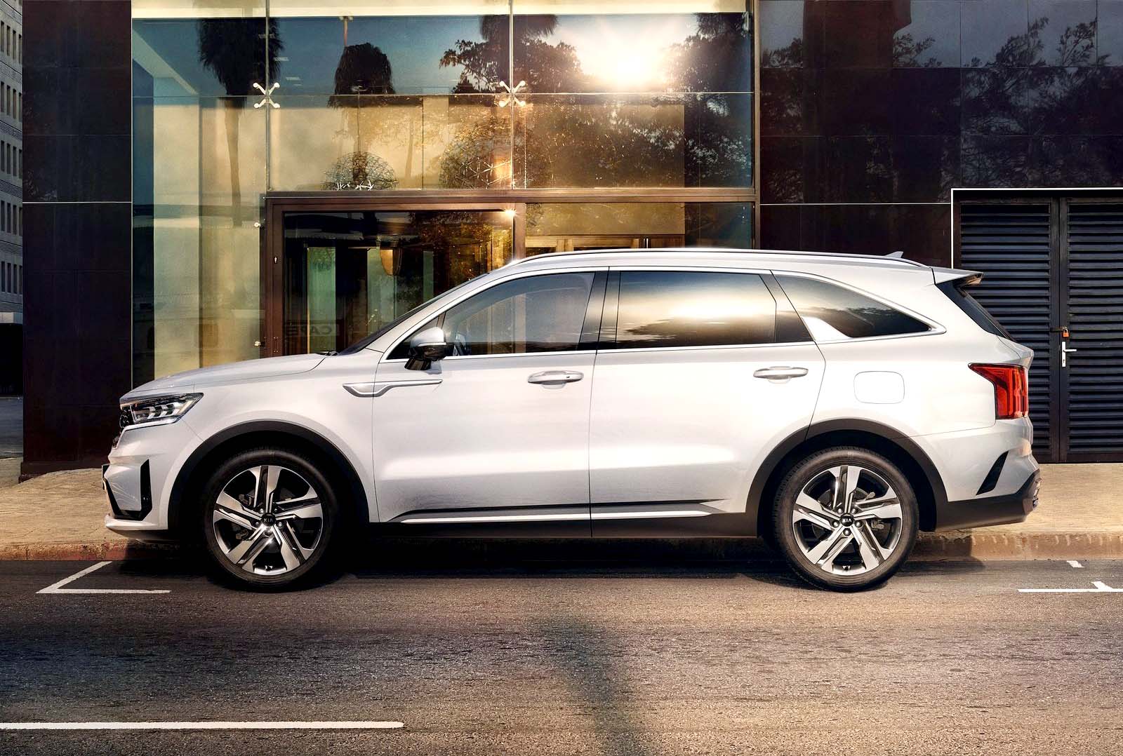 best plug in hybrid large suv best plug in hybrid large suv